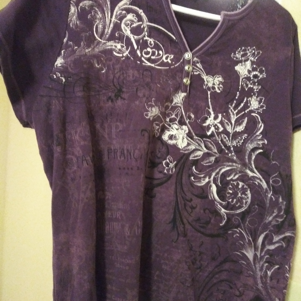 Woman blouse